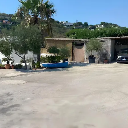 Aparthotel Baia Di Sorgeto *